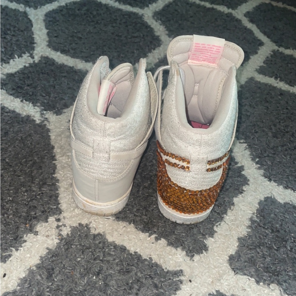 Nike size 8.5 wedges - Picture 2 of 6